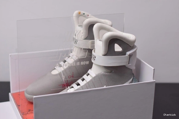 MAG NIKE 0720